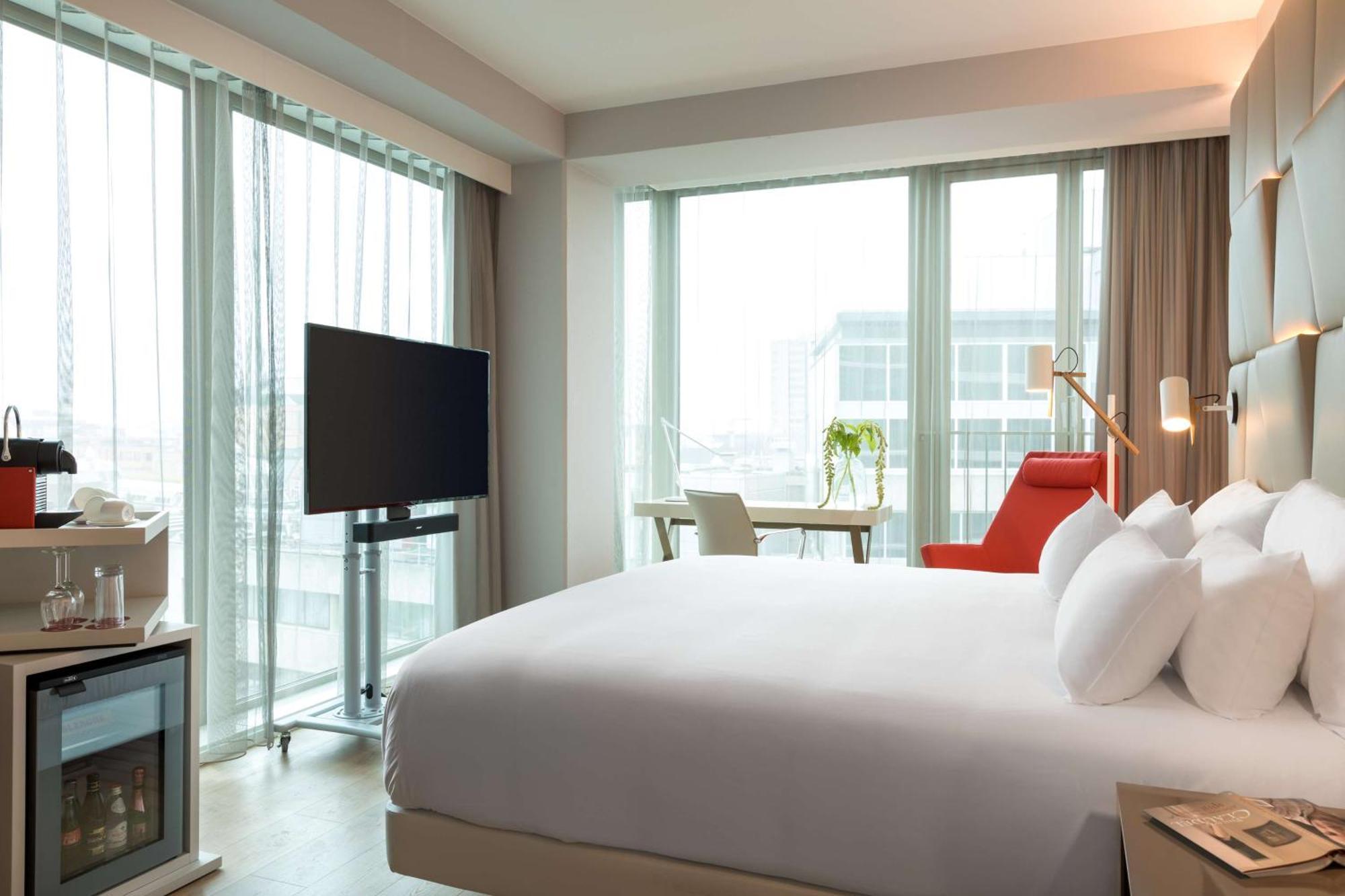 Hotel NH Collection Eindhoven Centre Extérieur photo Deluxe Room