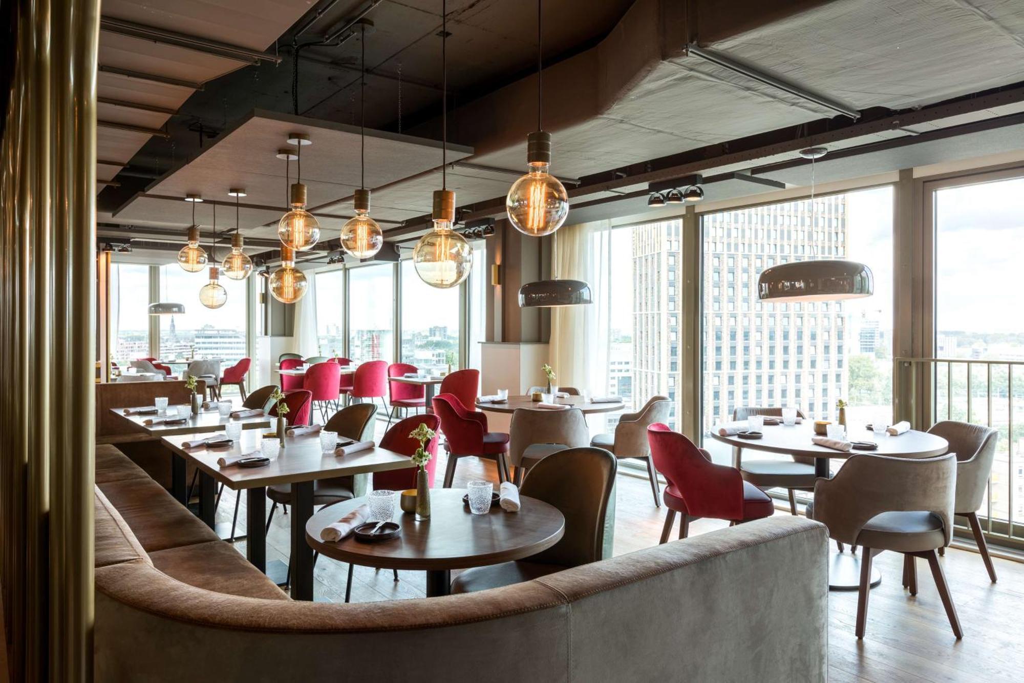 Hotel NH Collection Eindhoven Centre Extérieur photo The interior of the restaurant