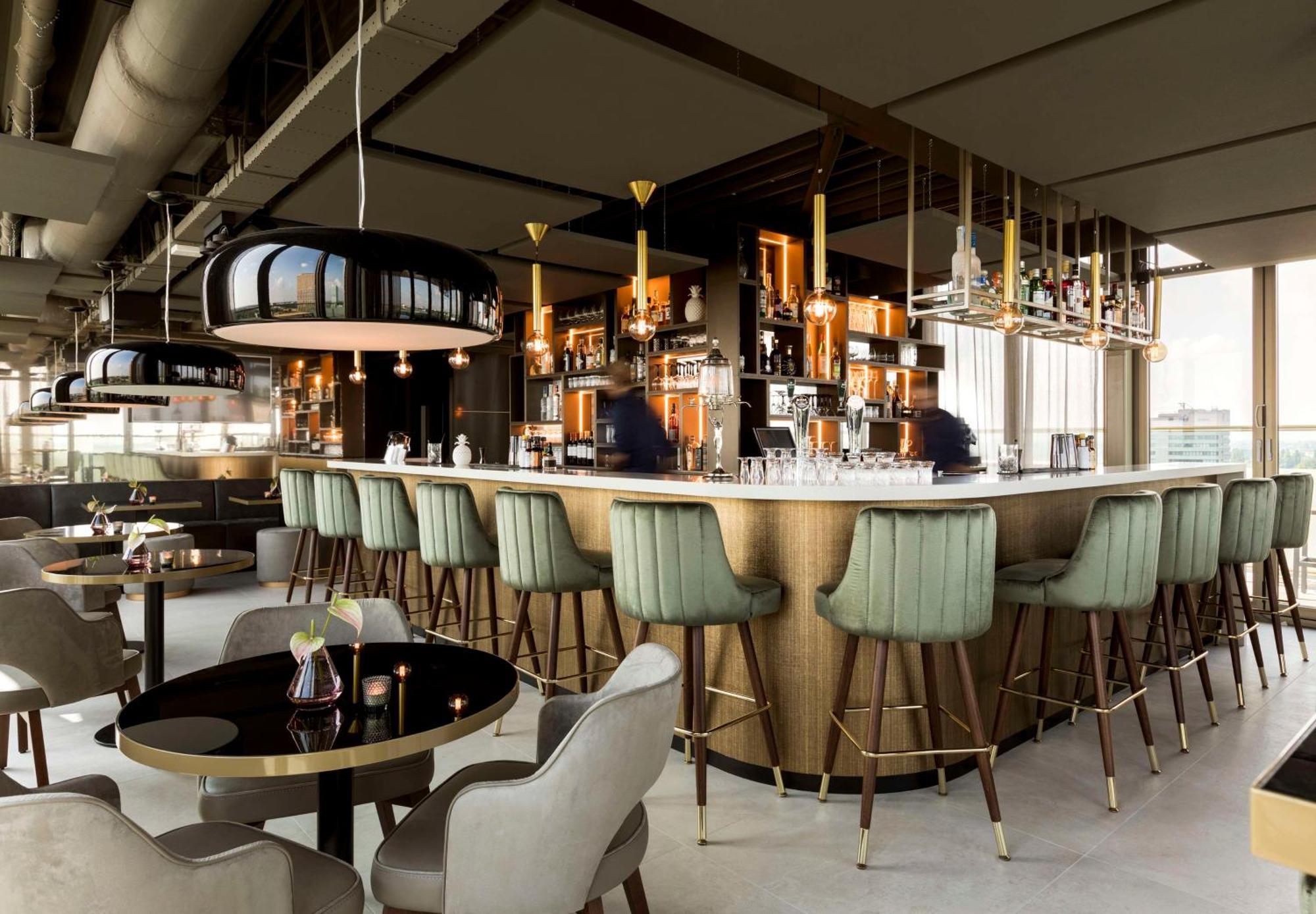 Hotel NH Collection Eindhoven Centre Extérieur photo The bar at the 12th floor